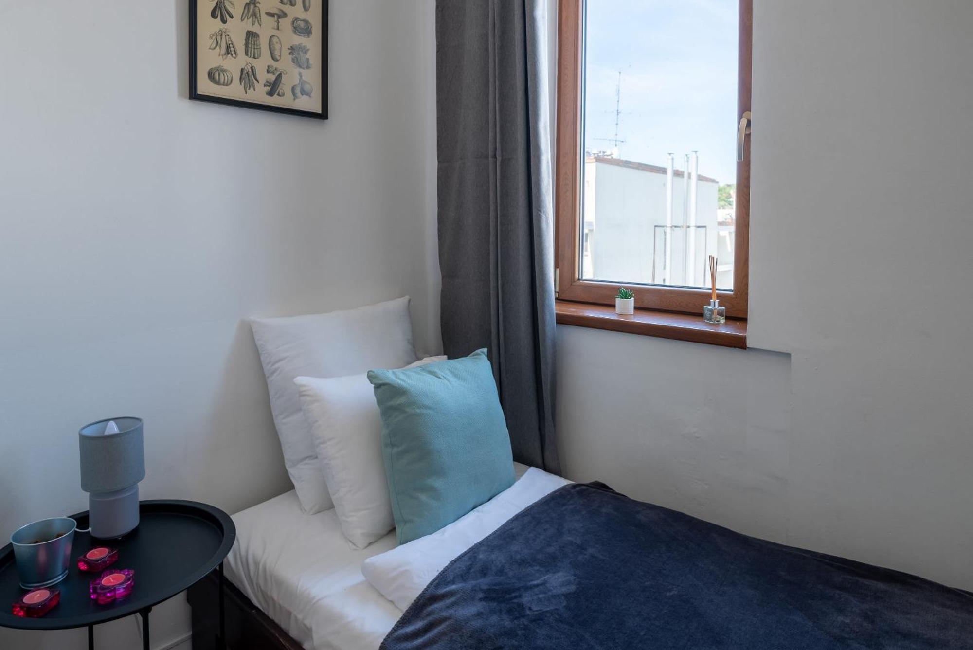 Central - Bright - Calm Studio For Solo Travellers Budapeste Exterior foto